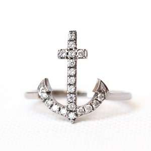 Diamond anchor ring 18ct gold sailor theme