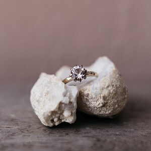 Size US 8 1/2  hammered morganite ring  18ct grey gold   Ready to ship!