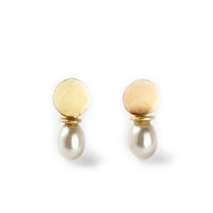 Recycled gold stud earring  yellow gold