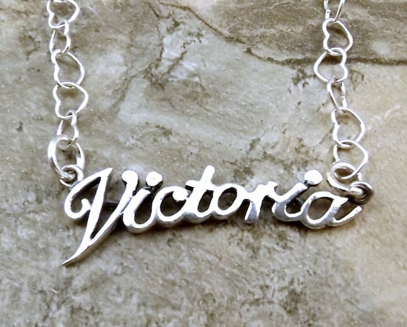 collier prenom victoria collier prenom victoria