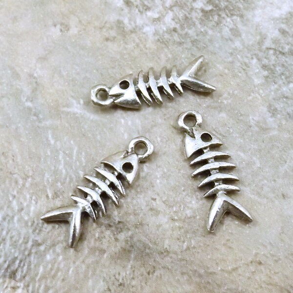 3 Pewter Fish Bone Charms - Free Shipping in the US - (0057)