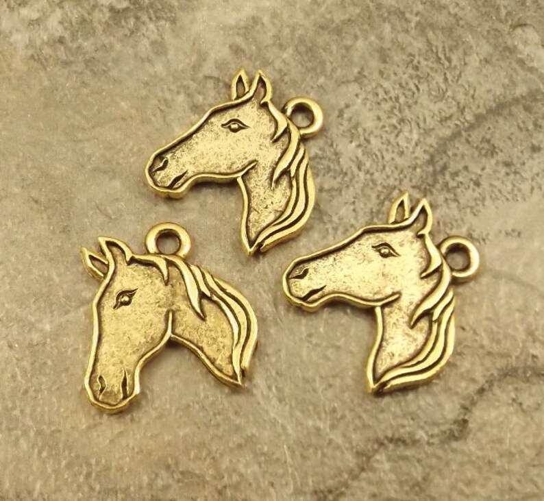 Three 3 Gold Tone Pewter Horse Head Charms 5246 Etsy