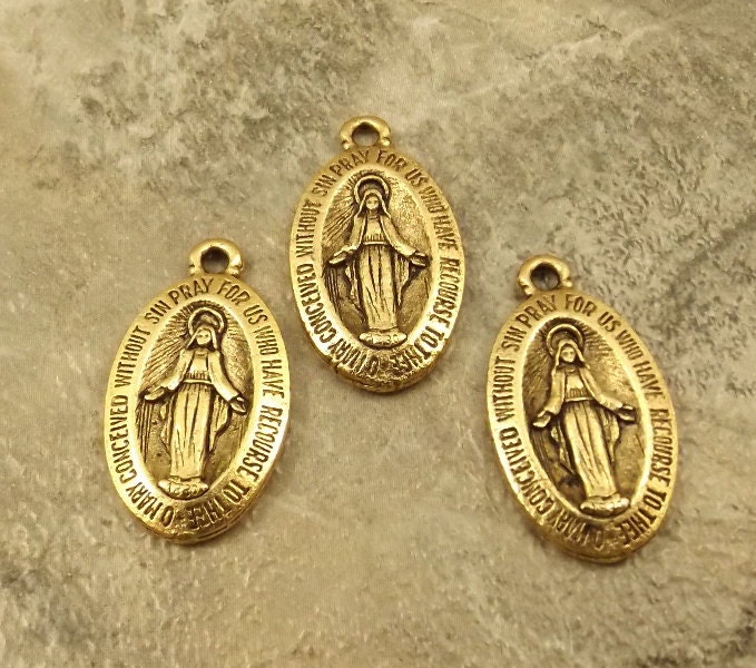 Gold Chest Jewelers Set of Ten 10 Pewter Miraculous Medals Gold Chest Jewelers Set of Ten 10 Pewter Miraculous Medals
