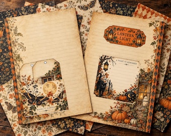 Puede incluir: Dos hojas de papel de carta rayado con estética vintage. Una hoja incluye un bolsillo con dos etiquetas, mariposas y una luna. La otra muestra el texto "LANTERN LIGHT" y "A NIGHT TO REMEMBER" con ilustraciones de calabazas, un gato negro y faroles.