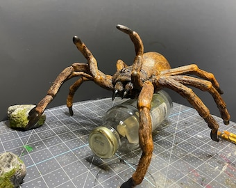 Preorder: Goliath Birdeater Tarantula Spider Rotted Log 3D Tumbler Real Scale