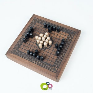 Hnefatafl - Ajedrez vikingo en madera - Color oscuro