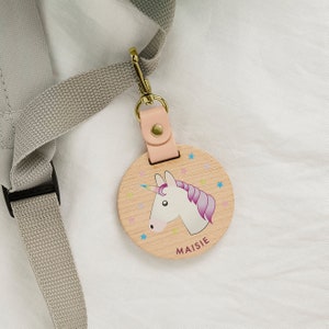 Étiquette de sac d'école en bois personnalisée Licorne | Porte-nom pour sac à dos pour enfants | Remplissage de bas de Noël personnalisé ou cadeau de rentrée pour les enfants