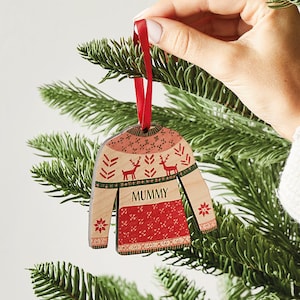 Personalisierte Weihnachtspullover Baumkugel - Vintage Stil Weihnachtspullover Baum Ornament personalisiert mit Namen - Urlaub Pullover Baum Dekoration