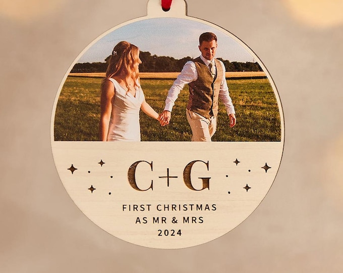 Personalized Wedding Couple Photo Christmas Bauble *US TARIFFS COVERED*