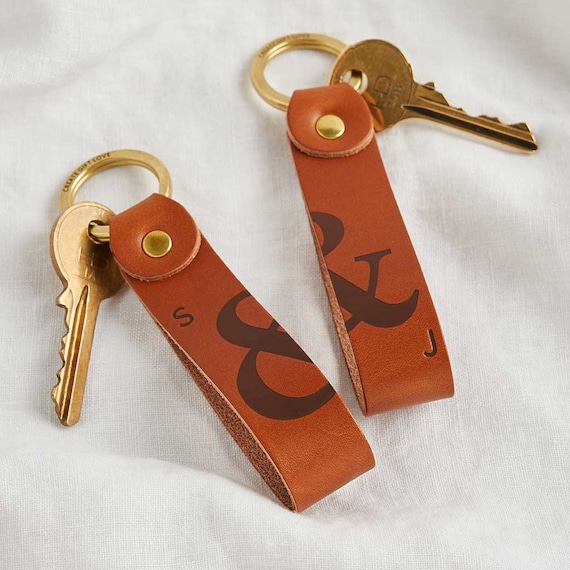 Ensemble de porte-clés en cuir pour couples personnalisé Paire de porte-clés  assortie pour le cadeau de la Saint-Valentin, son ensemble de deux et ses  semblables, initiales desperluette -  France
