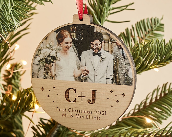 Personalised Wooden Photo Christmas Bauble Couples - Tree Ornament with Wedding Photo - Holiday Gift for Couples - Wedding Keepsake Gift