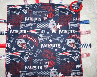 New England PATRIOTS LOVEY CLOTH Baby Girl or Boy ~ Sensory Lovey Cloth ~ Baby Sensory Tag Cloth~ Patriots Football Lovey~ Great Shower Gift