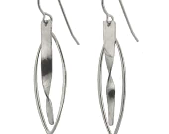 Hammered Sterling Silver Dangle Earrings, lightweight earrings, Sterling silver hammered earrings, handmade silver earrings, silver earrings