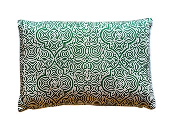 Soane - Persian maze Emerald rectangle pillow