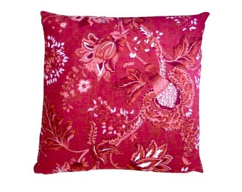 Braquenie - Red Floral Pattern Pillow