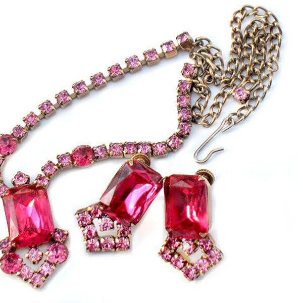 Pink Art Deco Necklace And Earrings 1930s Vintage Jewelry Rhinestone High Fashion Collectable Hot Pink Bling Set Art Deco Prom