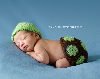 Crochet Turtle Tushy Topper and Hat Set Photography Prop - Size Newborn (PATTERN ONLY)