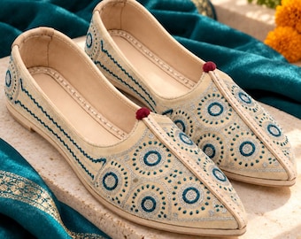 Mojari Jutti de cuero para hombre, hechos a mano – Zapatos étnicos tradicionales indios, talla 8 del Reino Unido
