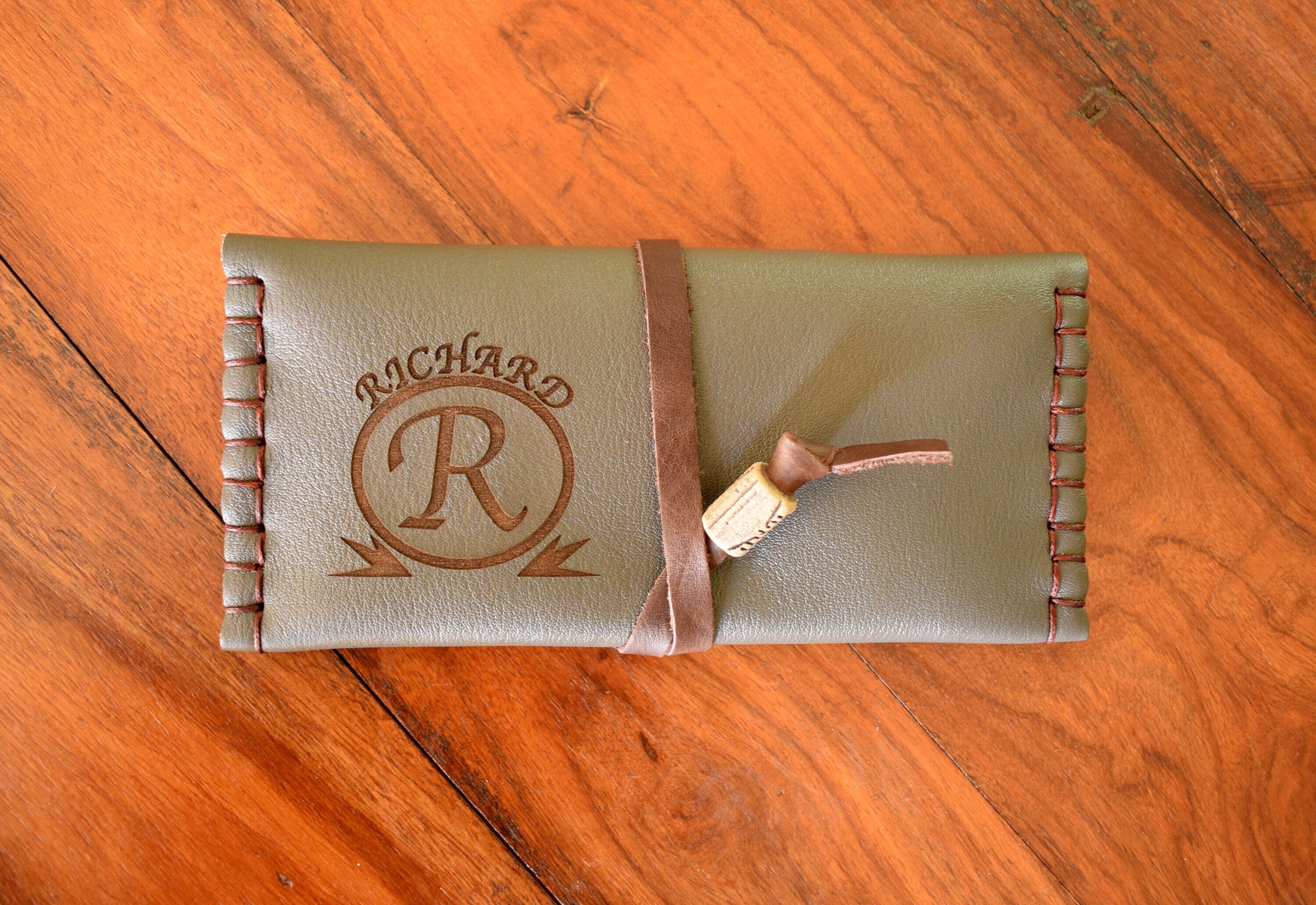 Personalized Engraved Tobacco Case Tobacco Holder Rolling