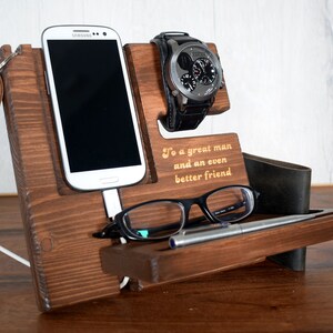 Mens Wood Valet Tray, Mens Wood Valet Box, Mens Valet Stand, Charging Dock, gepersonaliseerd, Docking Station, cadeaus voor mannen, cadeau voor vriendje