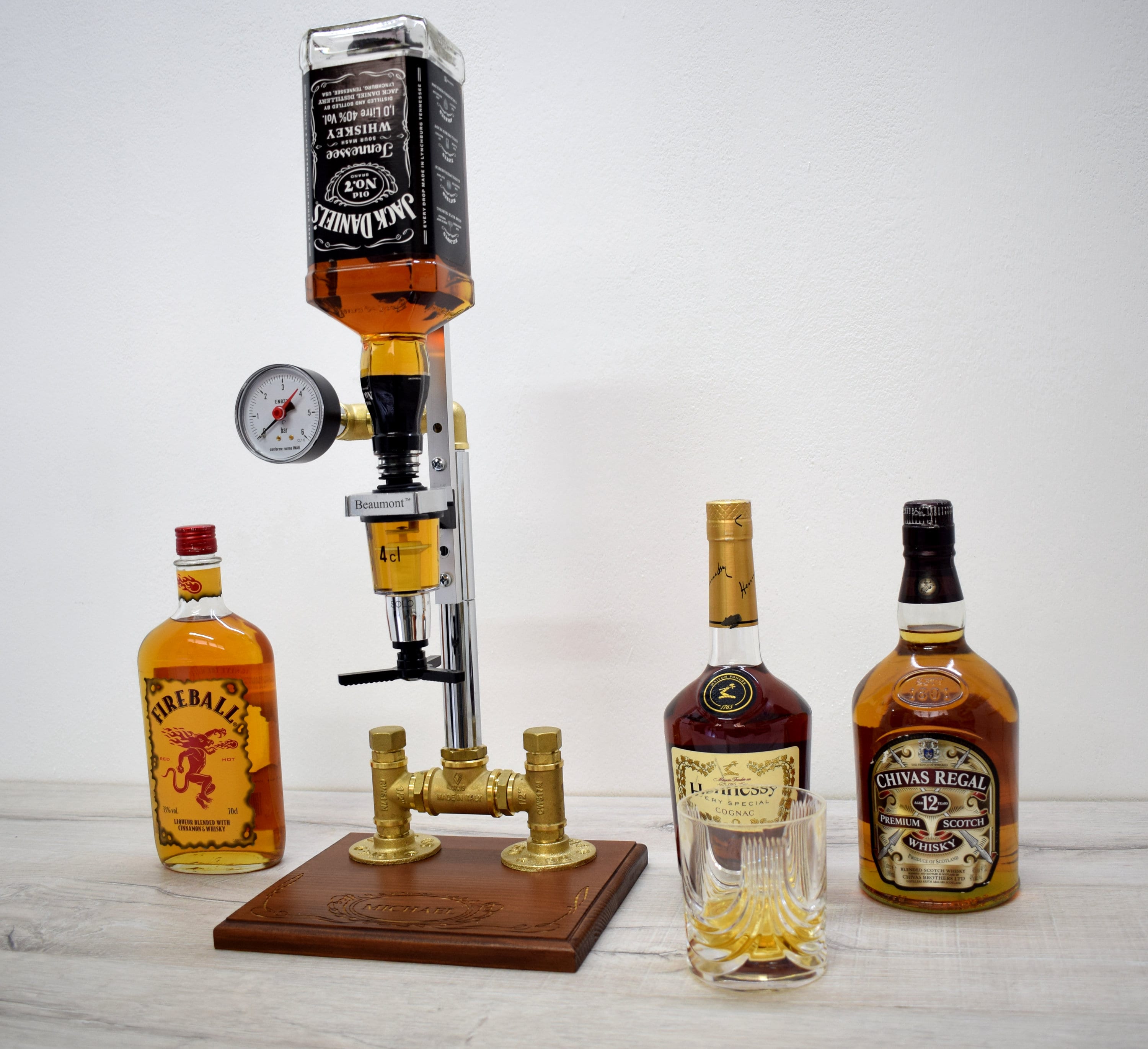 12 ideas de Dispensador de whisky  dispensador de whisky, decoración de  unas, dispensador de licor
