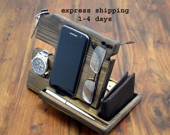 Personalized Anniversary Gift for Men,Wood organizer,Docking station,Desk organizer,Phone holder,Wooden phone stand,Gift for him,man gift