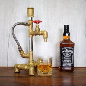 Whiskey dispenser, Alcohol dispenser, husband Gift, Groomsman gift, wedding best man, whiskey dispenser