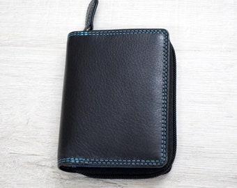 Leather wallet Christmas Gift for women in Black or Red color.