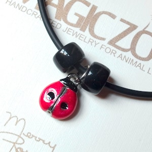 Colar Joaninha Esmaltada