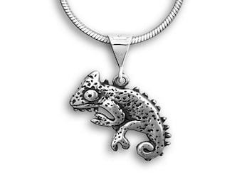 Chameleon Pendant in Sterling Silver