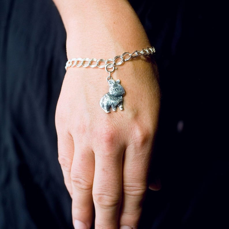 Ciondolo a forma di coniglio nano olandese per bracciale in argento sterling immagine 1