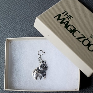 Ciondolo a forma di coniglio nano olandese per bracciale in argento sterling immagine 2