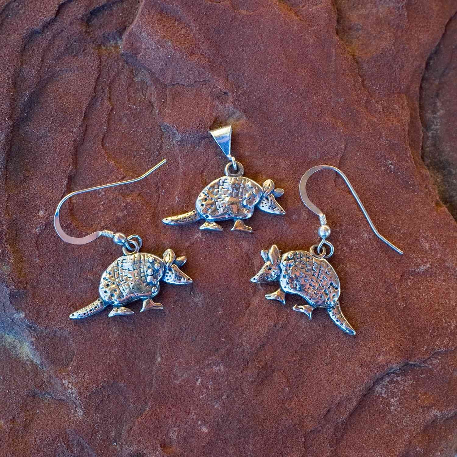 Armadillo pendant Armadillo jewelry Armadillo charm Etsy