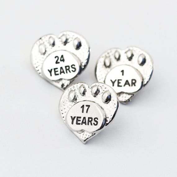 Year of Service Pins 1-25 Years for Veterinarians and Animal Care Workers