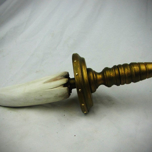 Fantasy Weapon! Basilisk Fang or Dragons Tooth Knife for Cosplay or Fantasy Collectible