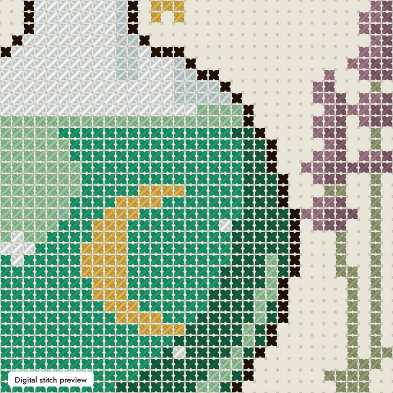 Op de afbeelding: Een kruissteekpatroon met een ronde groene fles met een geel halvemaanontwerp, omlijnd met zwarte draad. Rechts is een takje paarse lavendel afgebeeld. Het ontwerp staat op een lichte, cr&egrave;mekleurige stoffen achtergrond.
