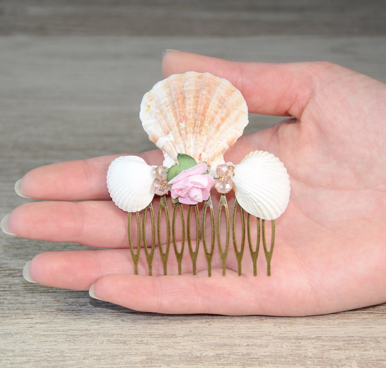 Mermaid hair accessories beach wedding Seashell comb Hair Comb Slides Handmade Products Mermaid hair accessories beach wedding Seashell comb Hair Comb Slides Handmade Products