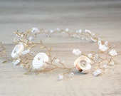 Sea Shell Crown, SeaShell Flower Hair Piece, Beach Wedding Crown, Bridal headpiece, Mermaid headband, Nautical Ocean wedding