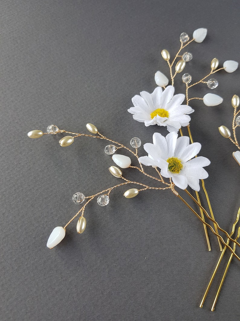 Daisy hair pins Wedding hair pins Bridal daisy headpiece Etsy
