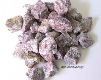 Raw Lepidolite Healing Crystals, Purple Healing Stones, Natural Lilac Gemstones, Crystal Healing, Gifts Under 10, Boho Home Decor, Minerals