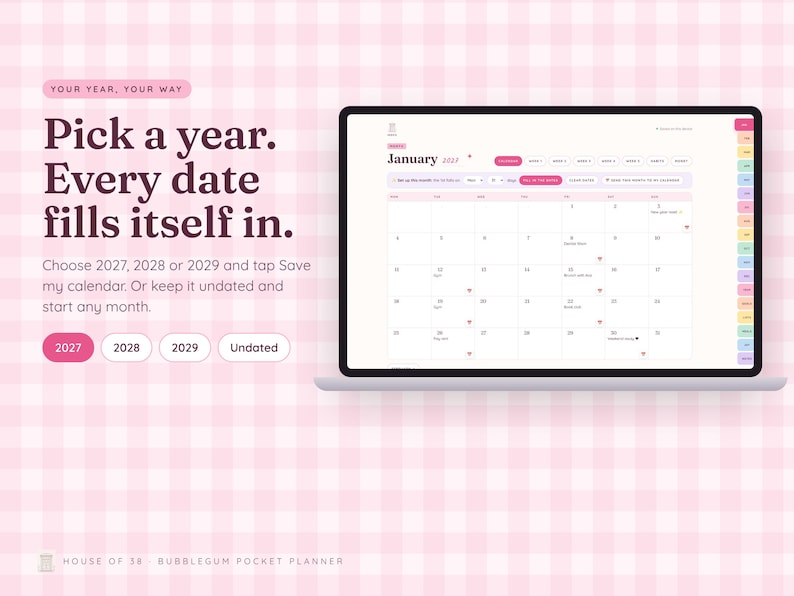 Może przedstawiać: Cyfrowy planer wyświetlony na ekranie laptopa z interfejsem kalendarza na styczeń. Tekst głosi: Your year, your way. Pick a year. Every date fills itself in. Choose 2027, 2028 or 2029 and tap Save my calendar. Or keep it undated.