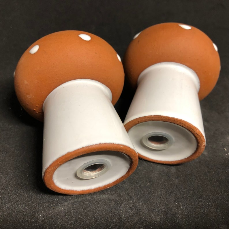 Mid Century Terra-cotta Mushroom Salt /& Pepper