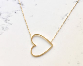 large heart letter necklace oversized open sideway oversize wedding graduation gift bestseller designer tik tok emily paris valentines day