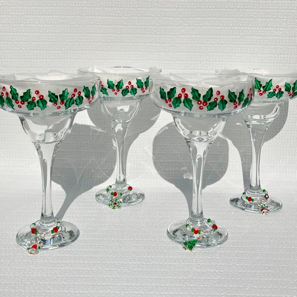 Christmas Cocktail Glasses Hand Painted Holly and Red Berries Set of 4, Margaritas, Holiday Glassware, Christmas Gift Ideas, New Years Eve