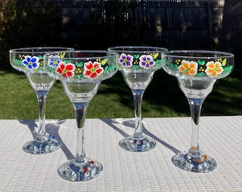 Copas de margarita pintadas a mano, diseño floral, juego de 4, adornos de cristal, Día de la Madre, Cinco de Mayo