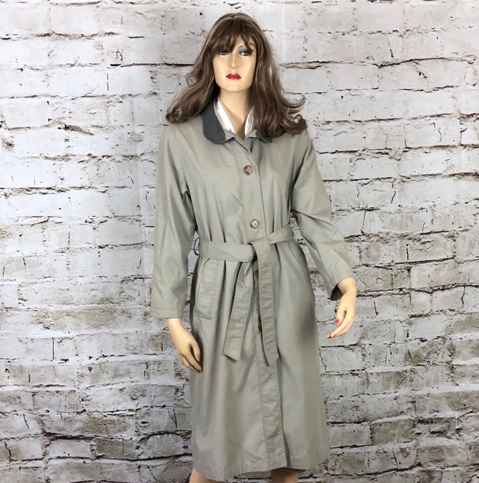 Fleet Street Vintage Raincoat/Trench Coat Size 6P | Etsy