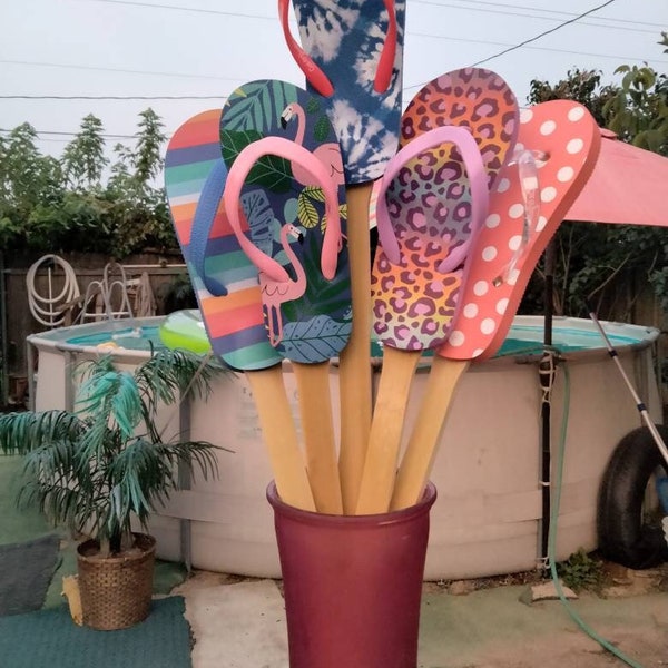 Flip flop flyswatter-Home and Garden gifts-Chancla matamoscas-beach theme wall decor-flip flop decor-Peronalized gift for teacher