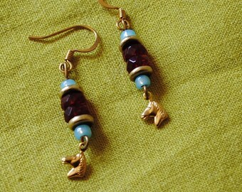 Red and turquoise horse head earrings (26)