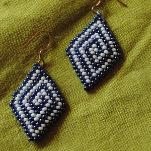 Diamond swirl brick stitch earrings #205