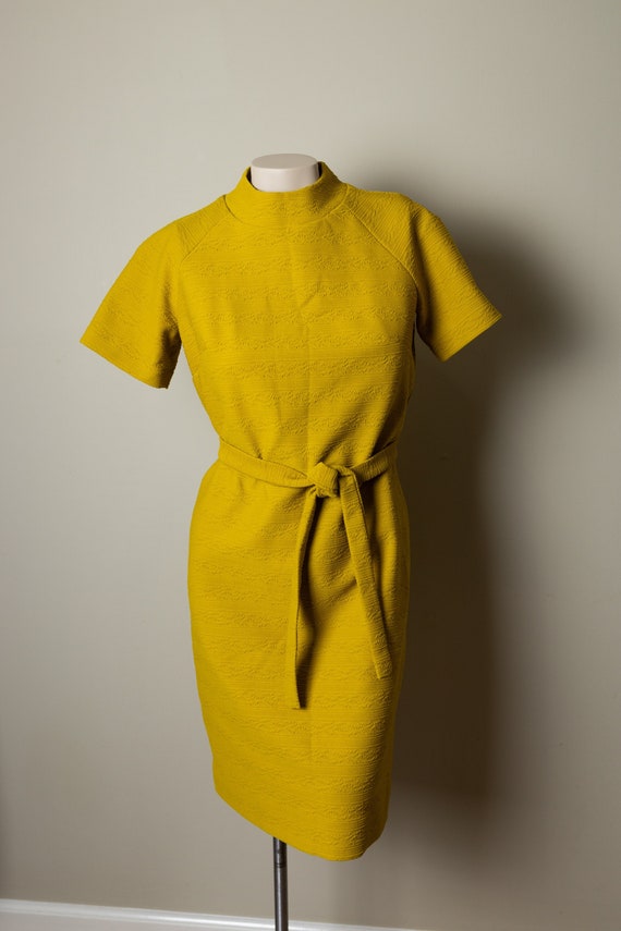 1960's mod mustard yellow midi dress | M